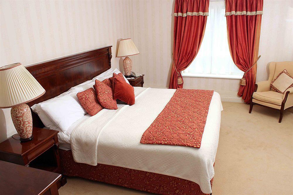 Meadowlands Hotel Трали Экстерьер фото