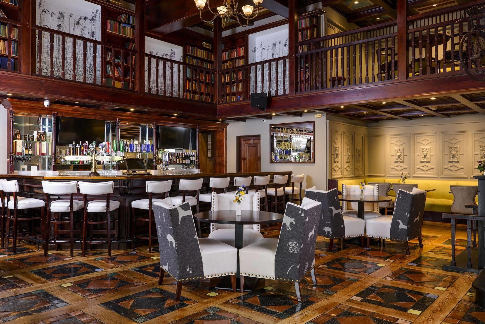 Meadowlands Hotel Трали Экстерьер фото